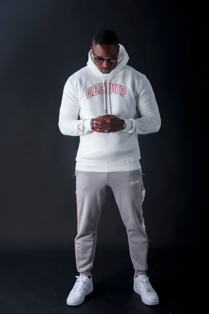 Geedup-Hoodie-Proud-Team-Logo-WhiteRed-430x645
