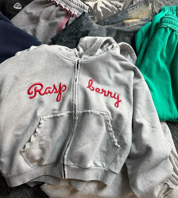 New Raspberry Hills Store