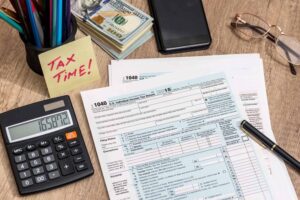 tax consultant